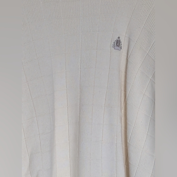 Izod Men's (Size L) Cream Cotton Crewneck Knit Sweater w/Textured Grid Design - Picture 5 of 15
